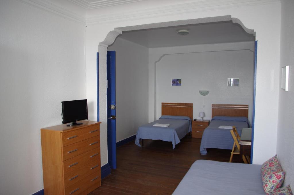 Pension "La Marina" Castro Urdiales Exterior photo