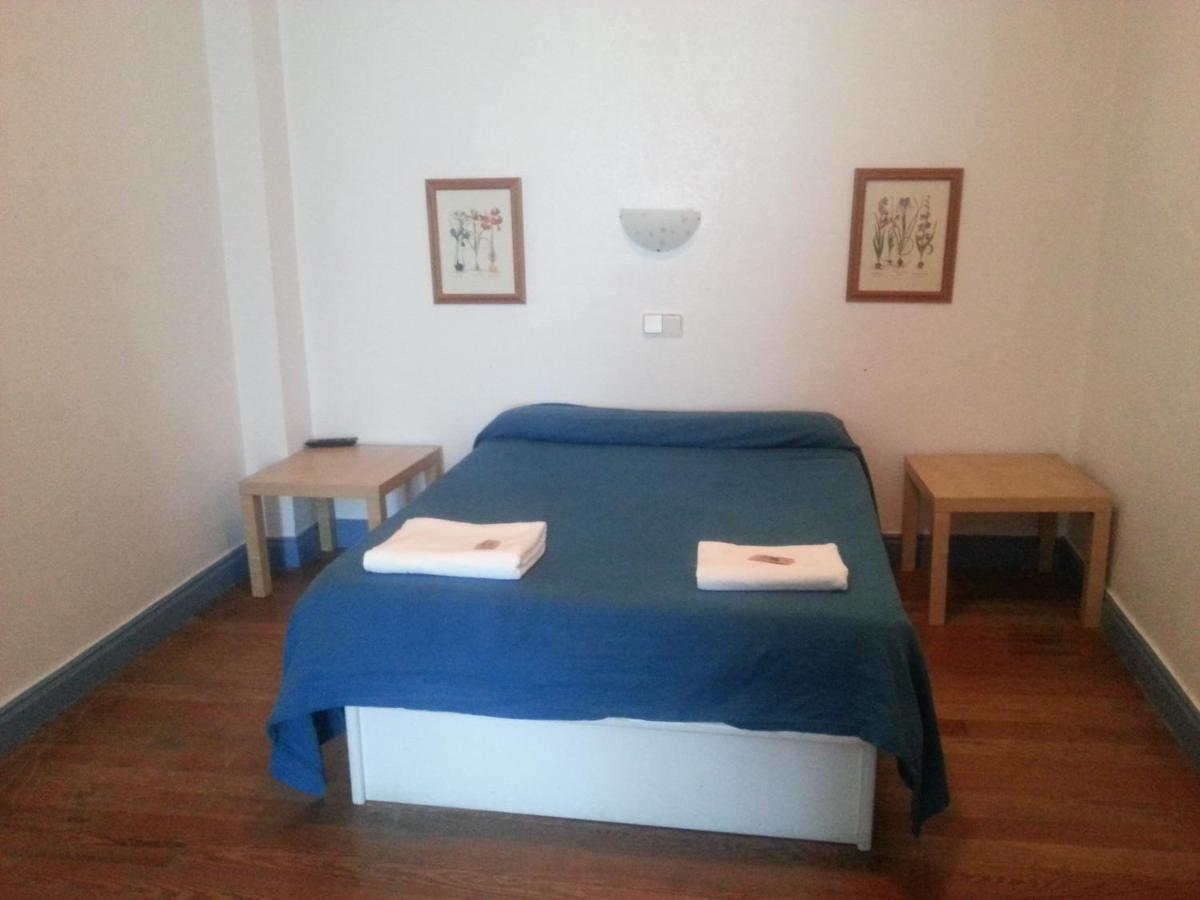 Pension "La Marina" Castro Urdiales Exterior photo